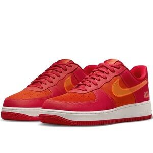 NIKE Men's Air Force 1 Low '07 ATL Shoes